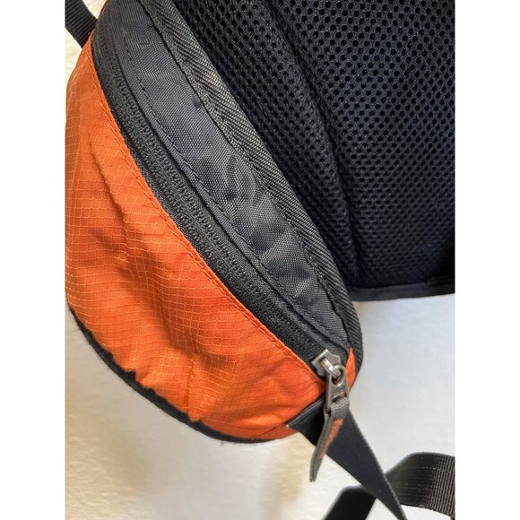 Miracol Hydration Backpack With 2L Insulated Bladder Pocket & Multiple Storage C - Picture 5 of 7